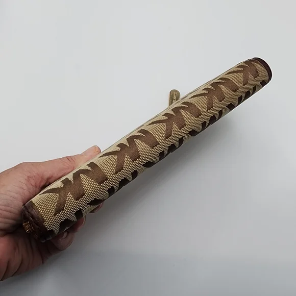 🚫SOLD🚫 MK Michael Kors Continental Signature Fabric Logo Wallet Zip Around - Picture 7 of 11